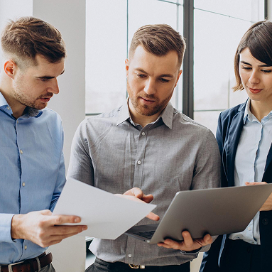 WealthArc Team - Finanzexperten